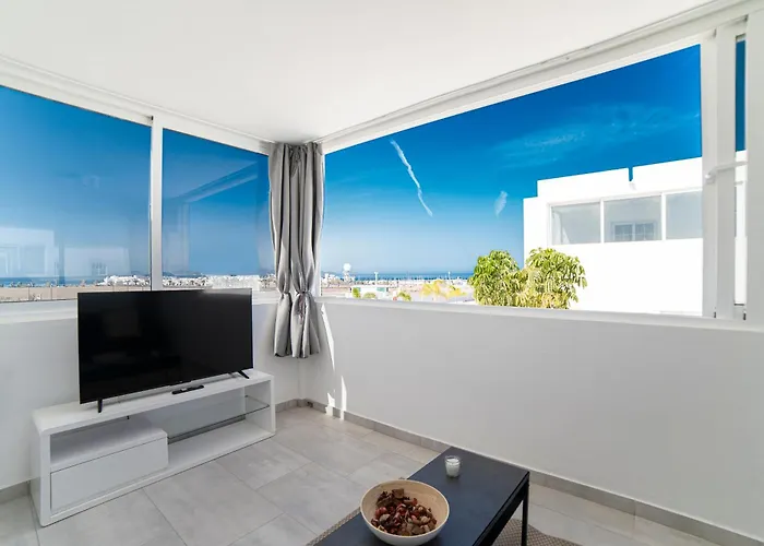 Ocean Wave - Sea Views - Free Private Heated Pool 빌라 *