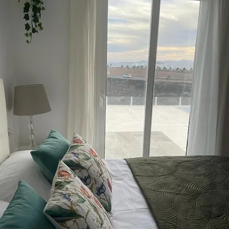 Ocean Wave - Sea Views - Free Private Heated Pool Villa *