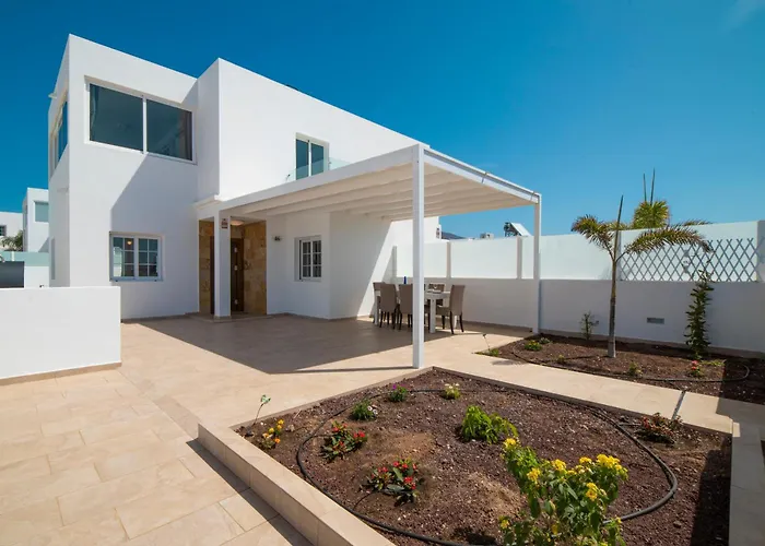 Ocean Wave - Sea Views - Free Private Heated Pool * بلايا بلانكا