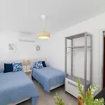 Ocean Wave - Sea Views - Free Private Heated Pool *