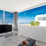 Ocean Wave - Sea Views - Free Private Heated Pool 빌라 *