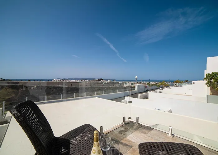 Ocean Wave - Sea Views - Free Private Heated Pool * פלאיה בלנקה